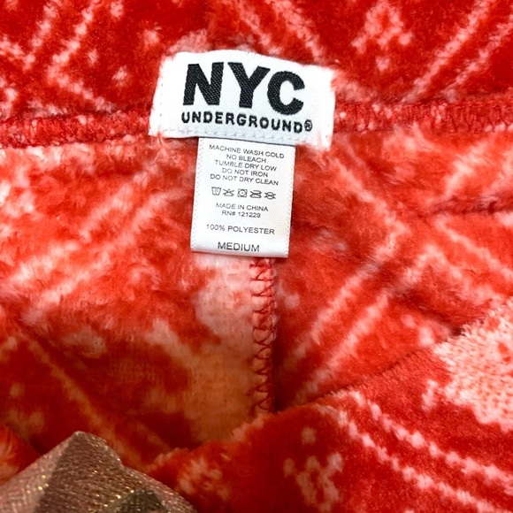 NWT NYC Underground Christmas Fleece Pajama Bottoms Women Medium - Picture 7 of 10